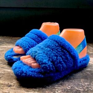 Ugg K/1120030k Women’s Fluff Yeah Slide blue Slippers Size 3